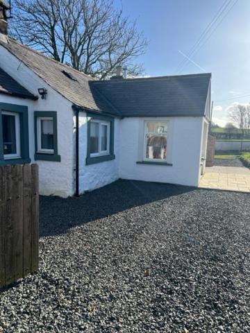 Cosy Country Cottage In Rural Location Moffat Exterior photo